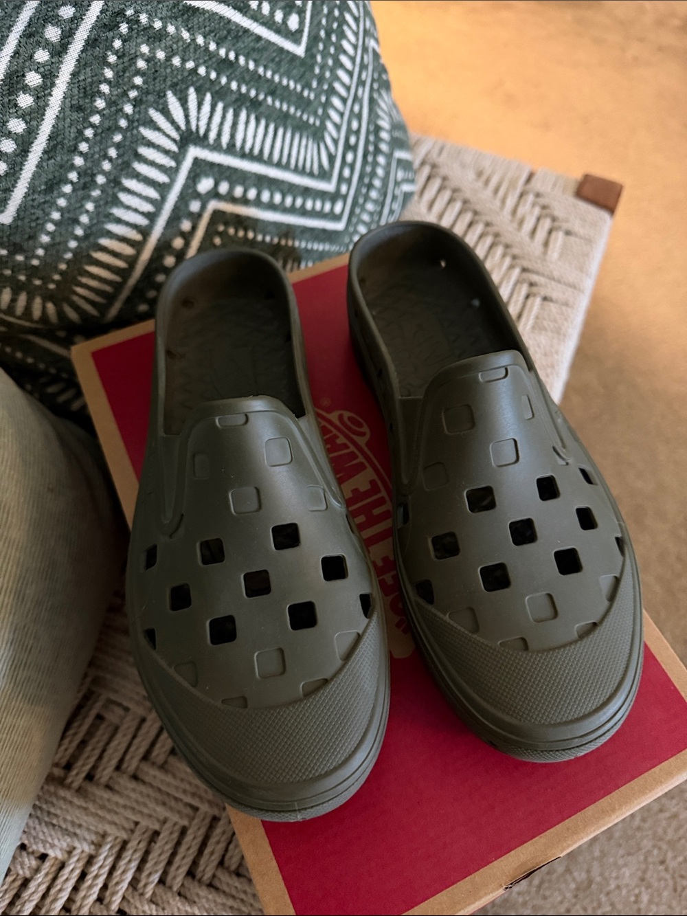 Vans Slip On Mule- Olive - Picture 2 of 8